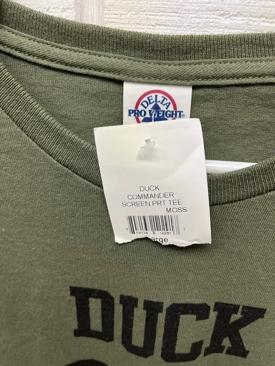 Duck Commander NWT NEW Men’s Large Graphic Print Tee Green Hunting Outdoors - Picture 4 of 4